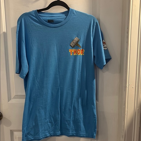 🌶️🌶️🌶️🌶️ Buy 2 or more T’s at $10 each Marvel Thor Blue T-Shirt - Picture 3 of 5